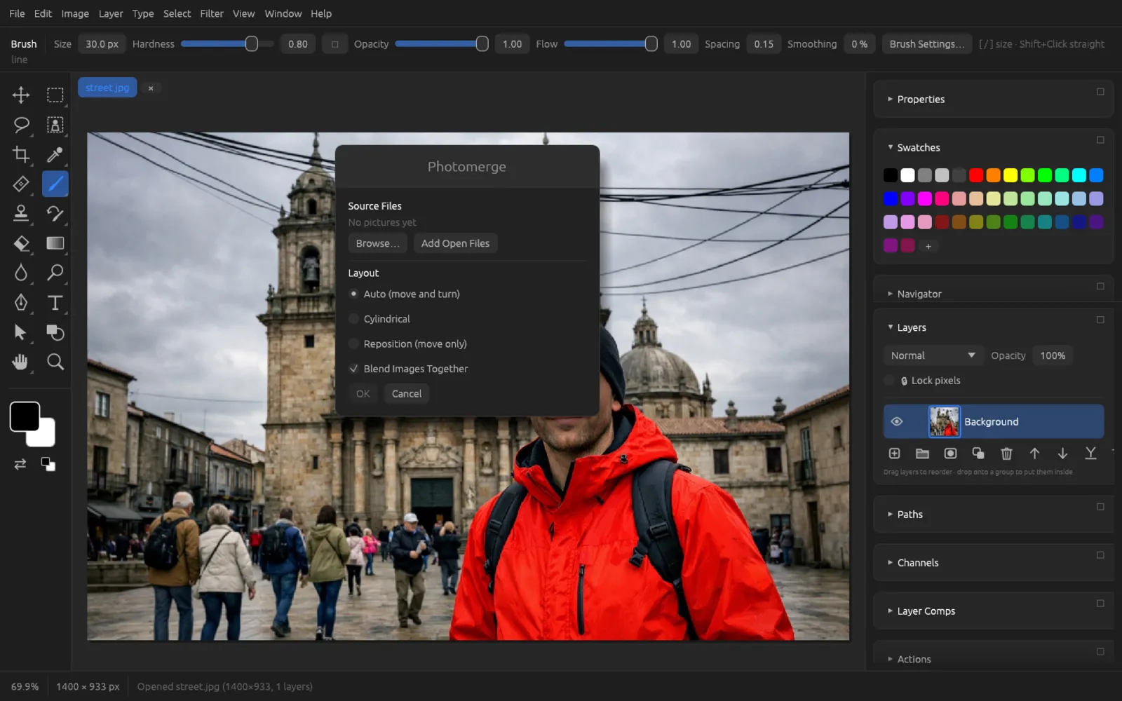 The Photomerge dialog with source files and layout options
